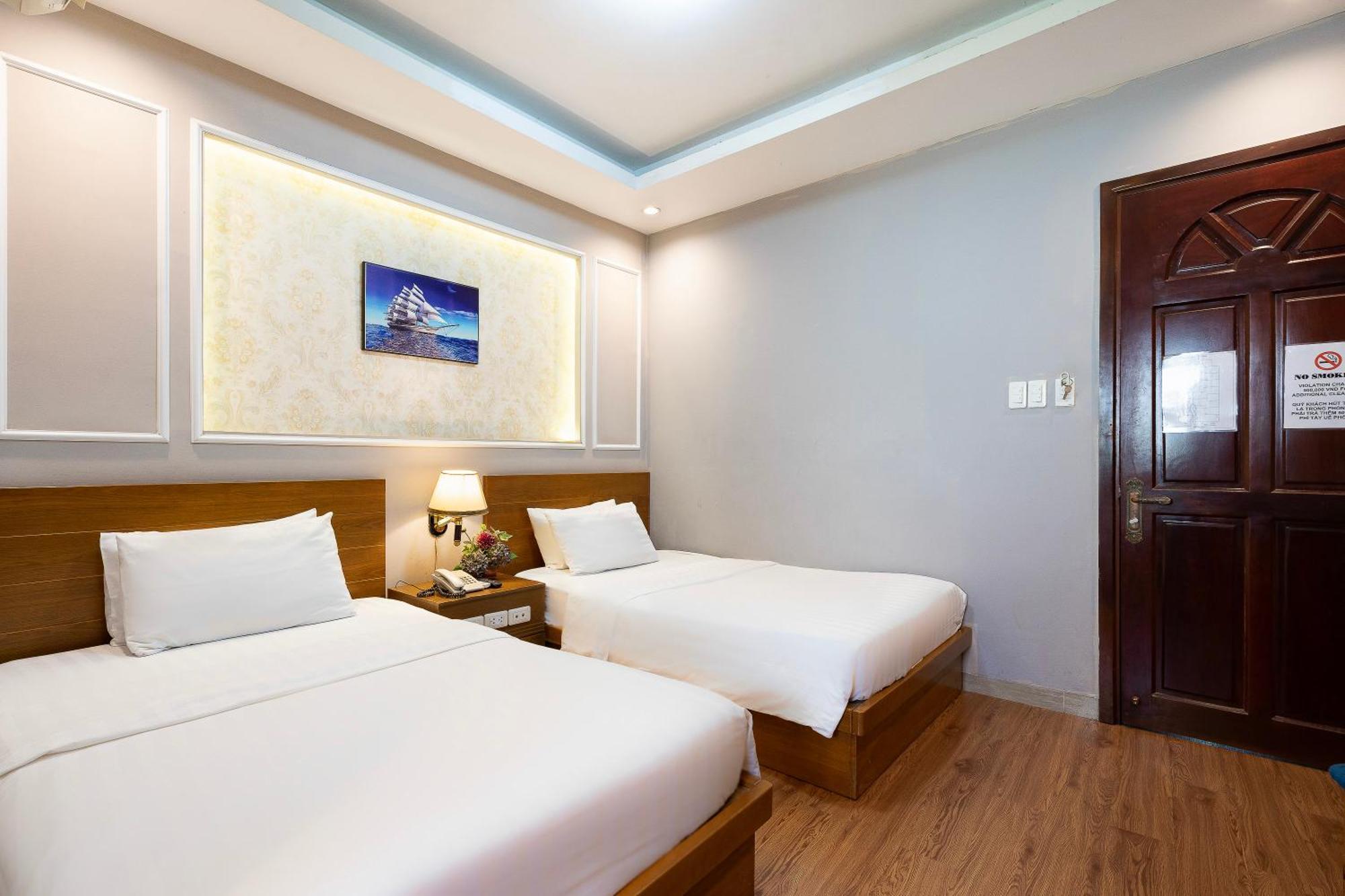 הו צ'י מין סיטי Lucky Star Hotel - Bui Vien Walking Street מראה חיצוני תמונה